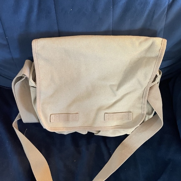 Rapid Dominance Cream Colored Messenger Bag - Picture 1 of 11